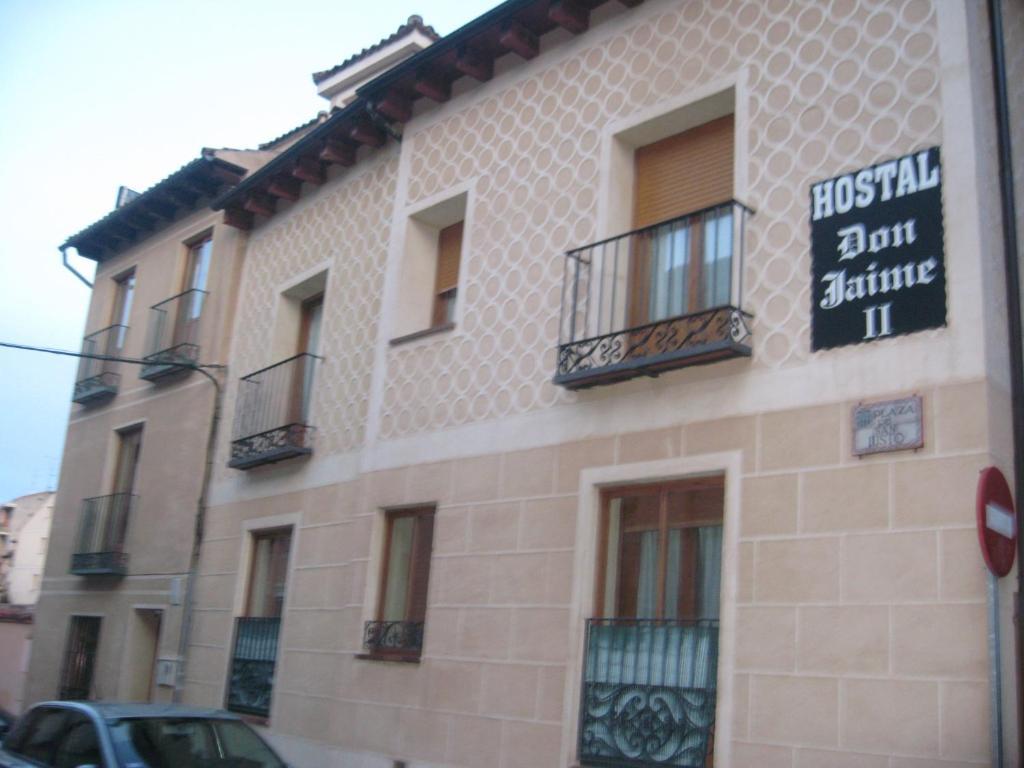Hostal Don Jaime II Segowia Zewnętrze zdjęcie