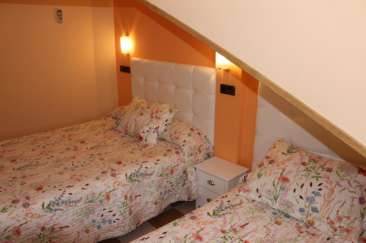 Hostal Don Jaime II Segowia Zewnętrze zdjęcie
