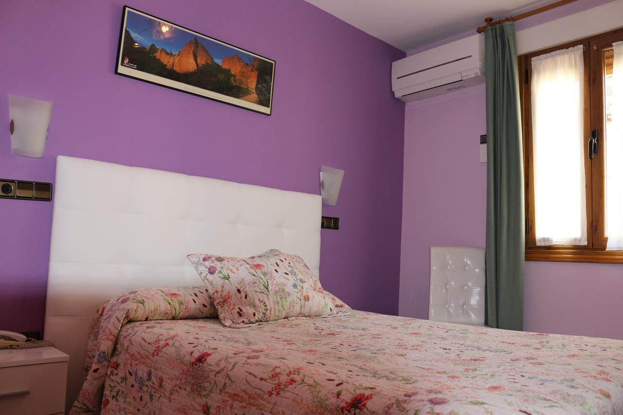 Hostal Don Jaime II Segowia Zewnętrze zdjęcie