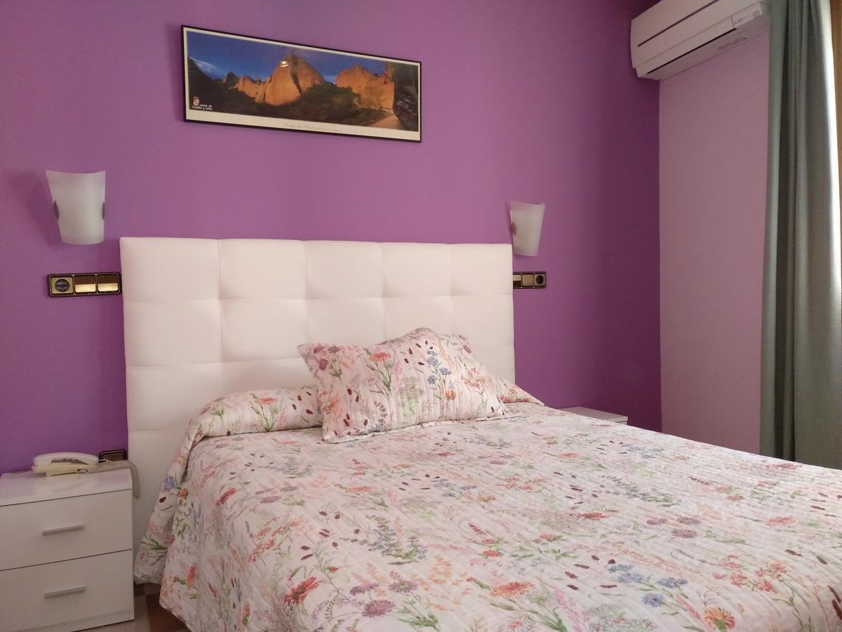 Hostal Don Jaime II Segowia Zewnętrze zdjęcie